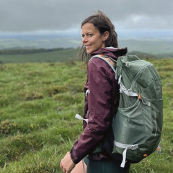 Sac Trail 30L en action - randonnée Massif Centrale